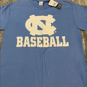 Mens Small North Carolina T-shirt